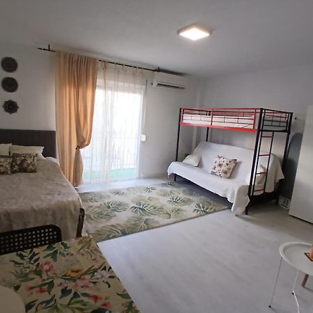Grande Estudio La Sal Torrevieja Esterno foto